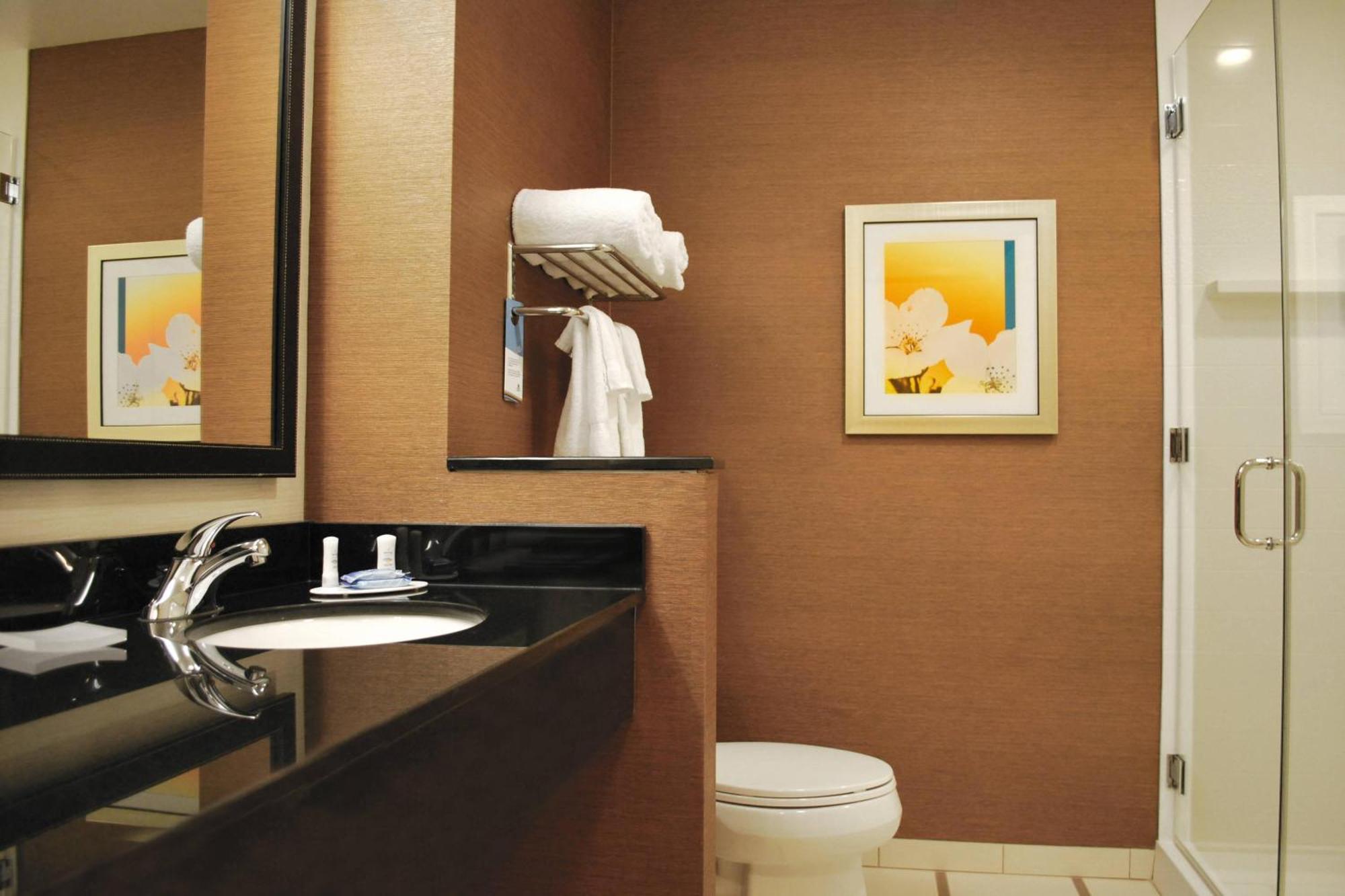 Fairfield Inn & Suites By Marriott Springfield Northampton/Amherst Eksteriør billede