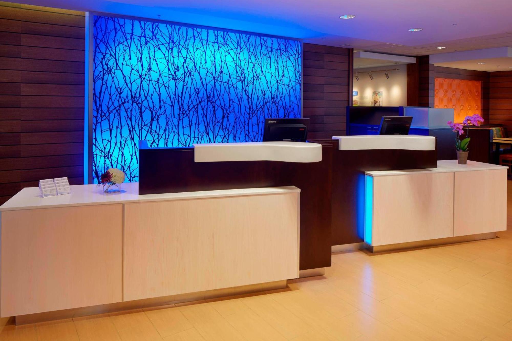 Fairfield Inn & Suites By Marriott Springfield Northampton/Amherst Eksteriør billede